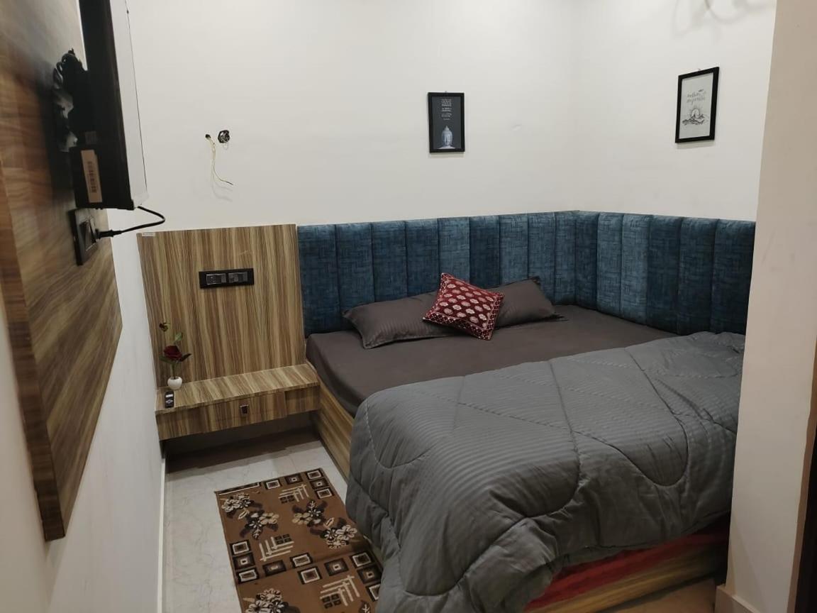 Banarasiya Apartment Varanasi Exterior photo